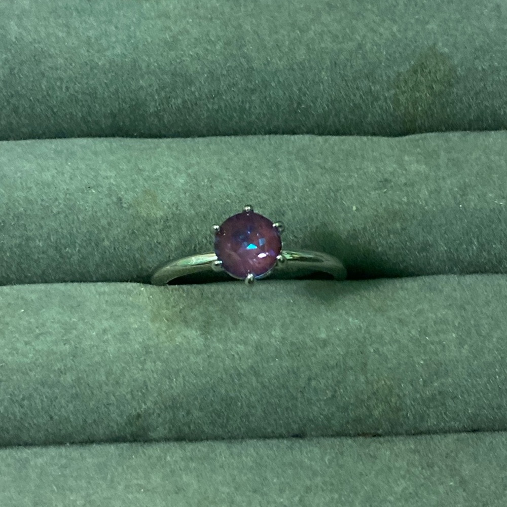 Sterling Silver solitaire Amethyst Promise Ring 💍